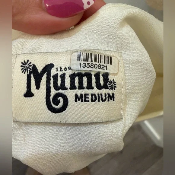 Cream flowy Mumu Dress - Picture 5 of 10